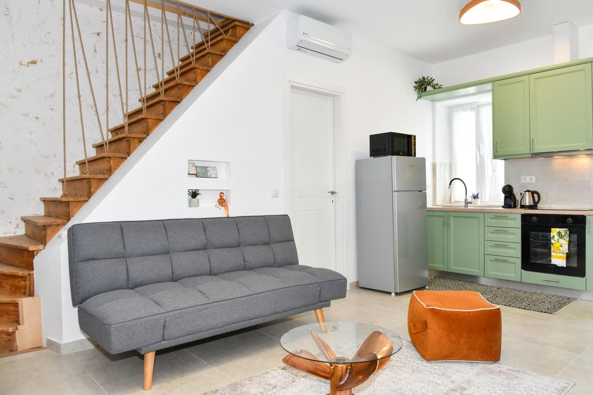 Apartment Captain Theo's Modern Martina Lefkimmi (Corfu)