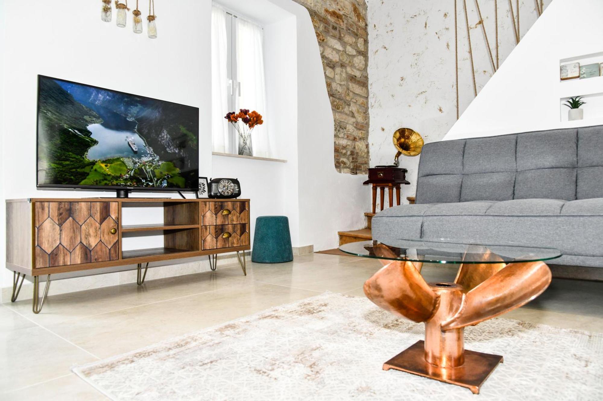 Apartment Captain Theo's Modern Martina Lefkimmi (Corfu)